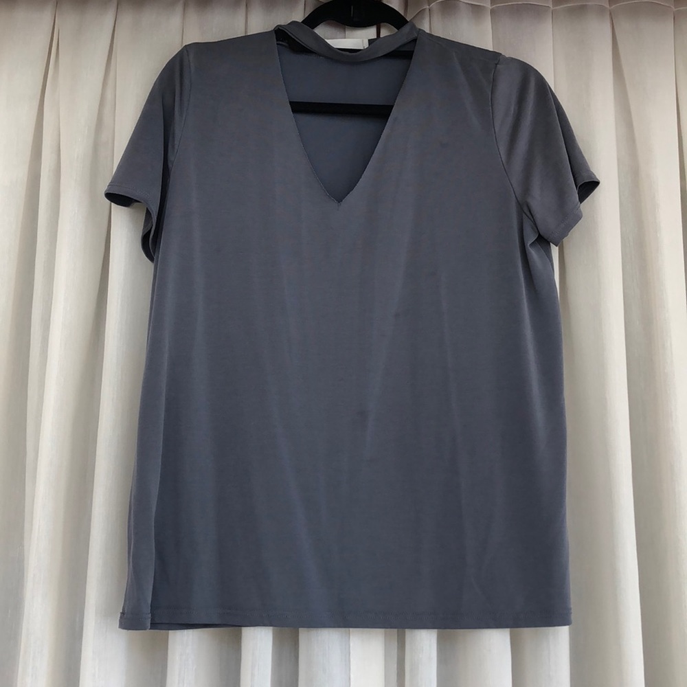 TJ maxx v-neck cutout